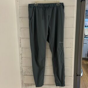 Men’s Patagonia lightweight performance joggers in Nouveau Green